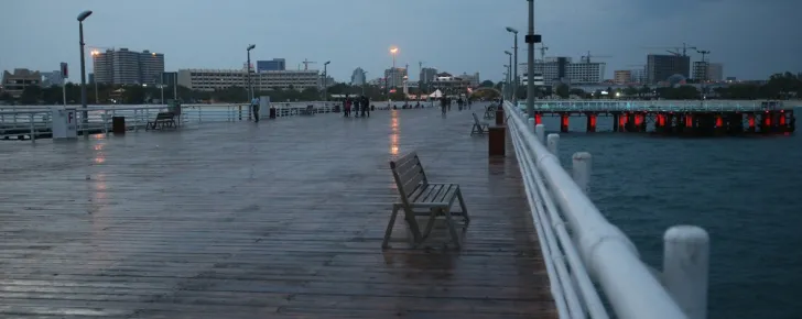 اسکله تفریحی قدیم